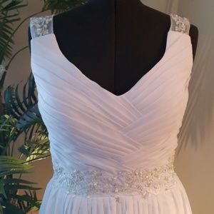 Wedding Dress-never worn!